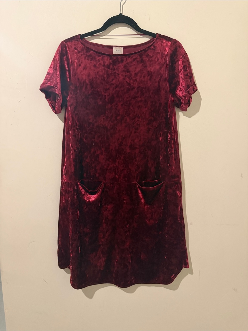 Cupio Burgundy Crushed Velvet Short Sleeve Drop Waist Dress with Pockets Size S